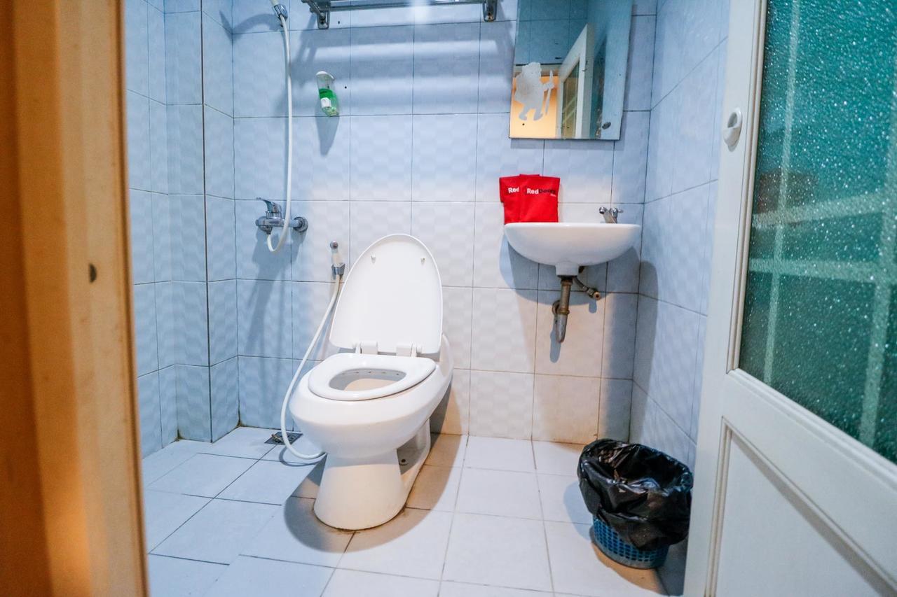 Reddoorz Plus Near Pasar Wisata Pekanbaru Εξωτερικό φωτογραφία