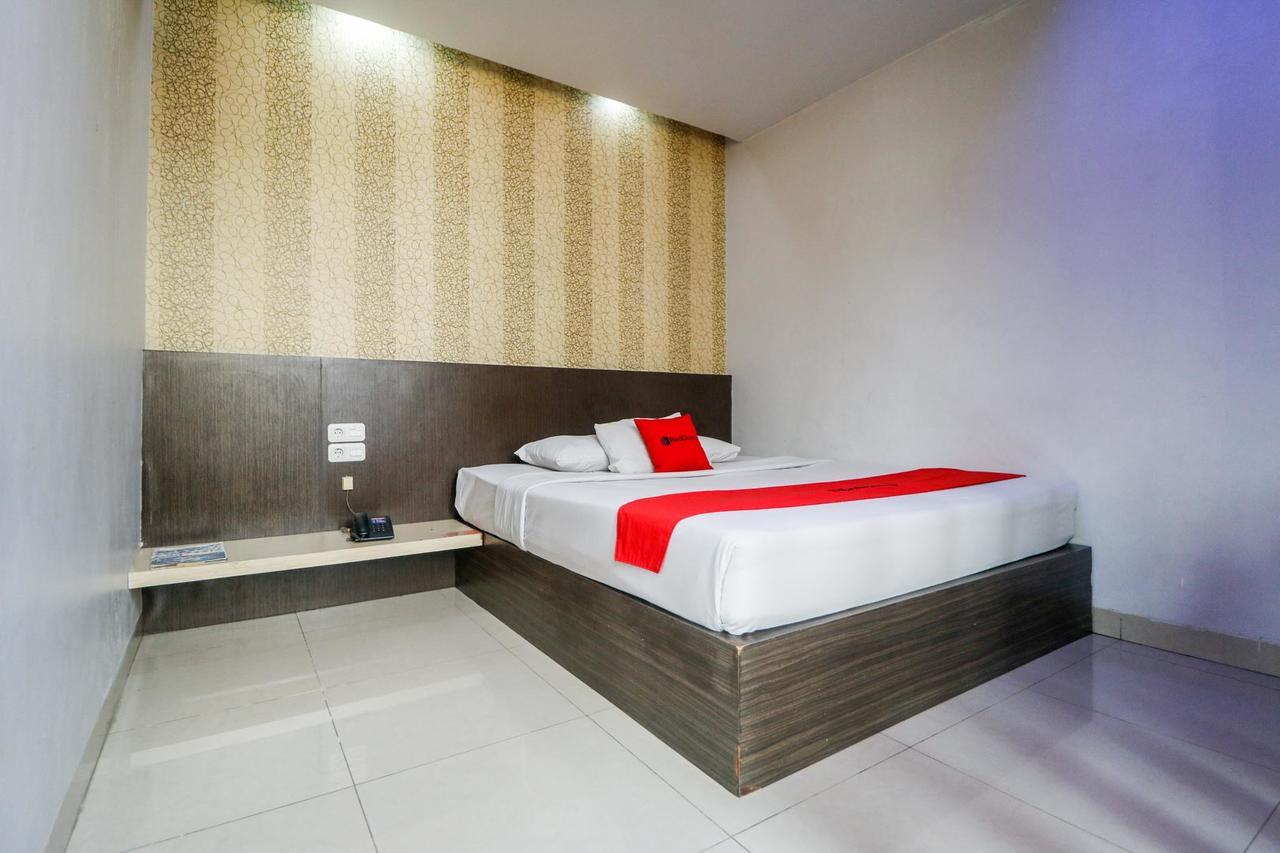 Reddoorz Plus Near Pasar Wisata Pekanbaru Εξωτερικό φωτογραφία